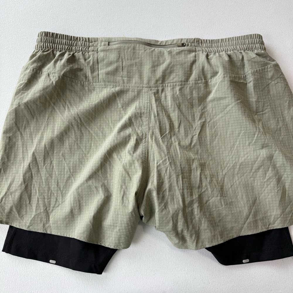 Men’s Adidas Shorts Size XL